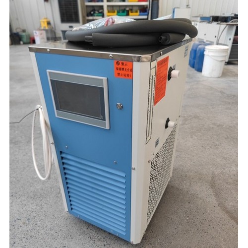 GDX‑10 高低温循环泵 10L 密闭式冷热一体机 - 细节实拍