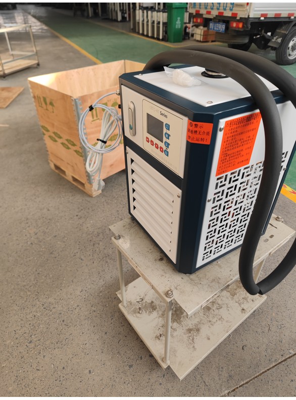 GDXZ-5/-30-200°高低温循环装置 - 细节实拍