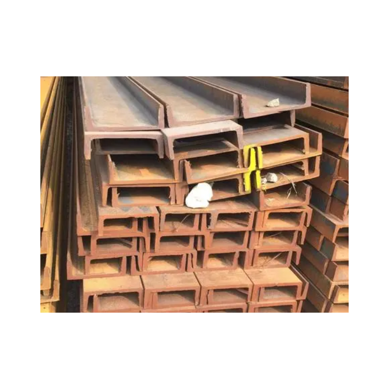 槽钢是一种建筑用钢材（它还具有良好的力学性能）